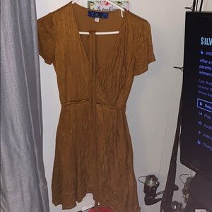 V-neck brown dress